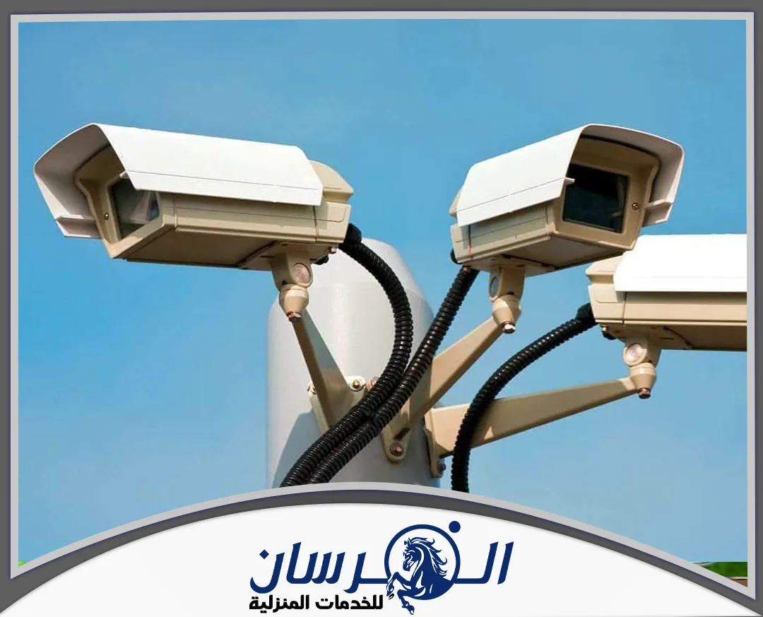 صيانة كاميرات سامسونج بالرياض 0574301418 الفرسان يهتم الفني بضبط كاميرات المراقبة بعناية لتوفير رؤية واضحة ومتابعة مستمرة للمكان.