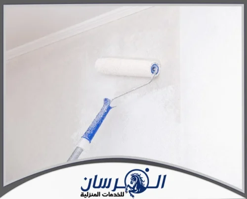 شركة معلم دهانات بالرياض 0574301418 شركة الفرسان معلم دهانات داخلية وخارجية بالرولة تمنح الحائط تغطية ناعمة ومظهرًا موحدًا أنيقًا