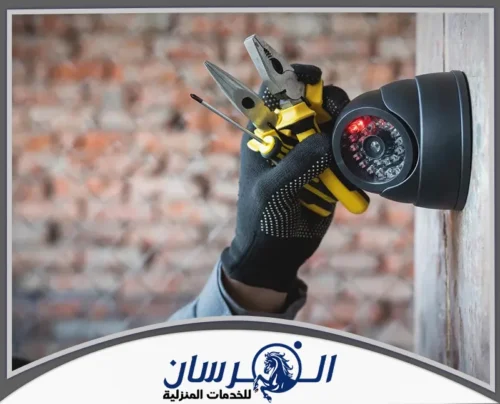 أرخص شركة تركيب كاميرات مراقبة بجدة 0574301418 شركة الفرسان فني تركيب كاميرات مراقبة يثبت كاميرا خارجية بدقة على الجدار